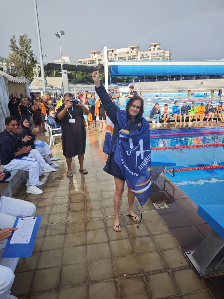 CONCEPCIÓN ESCATLLAR , RECORD DE ESPAÑA en 200 ESPALDA